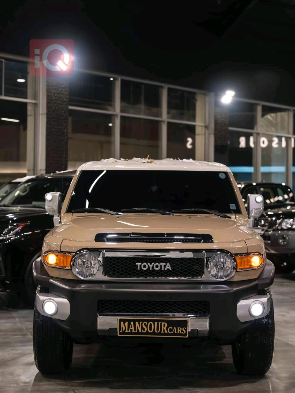 تويوتا إف جي كروزر